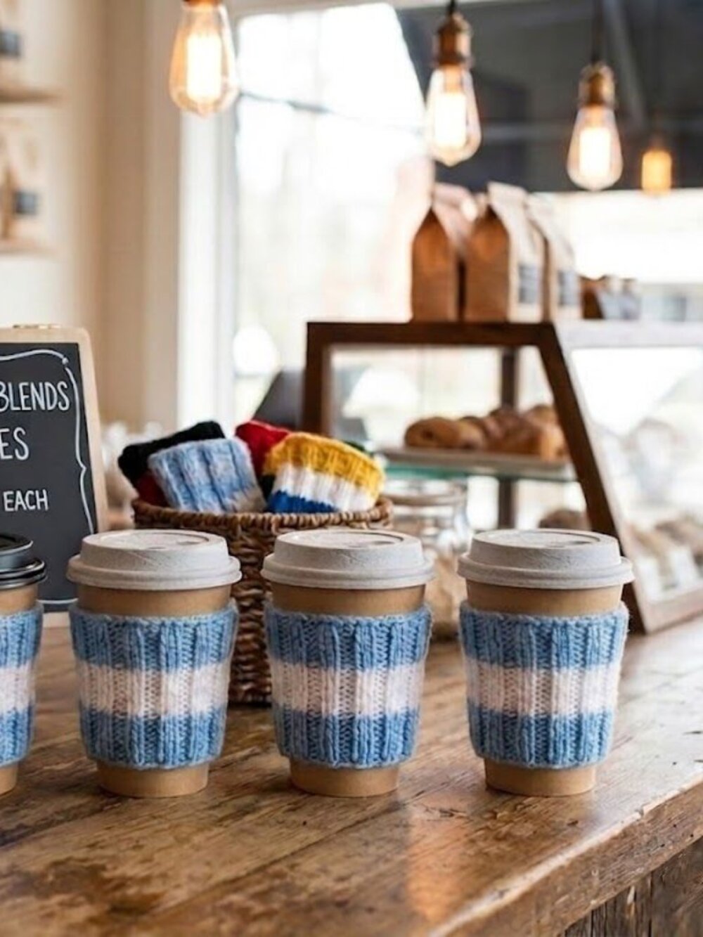 HandKnit Cup & Can Cozy–Reusable Coffee Sleeve & Soccer Fan Accessory ARGENTINIA